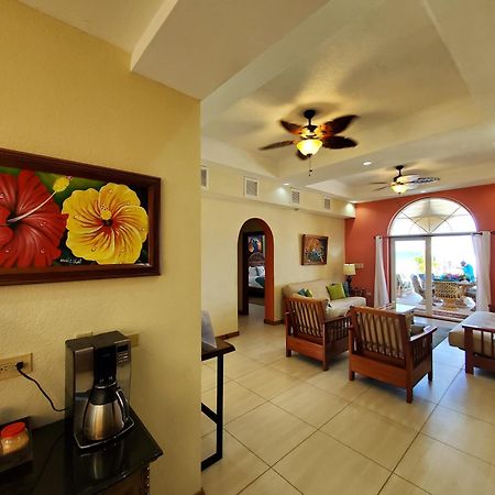 هوبكنز Blue Parrot Beach House And Villas المظهر الخارجي الصورة