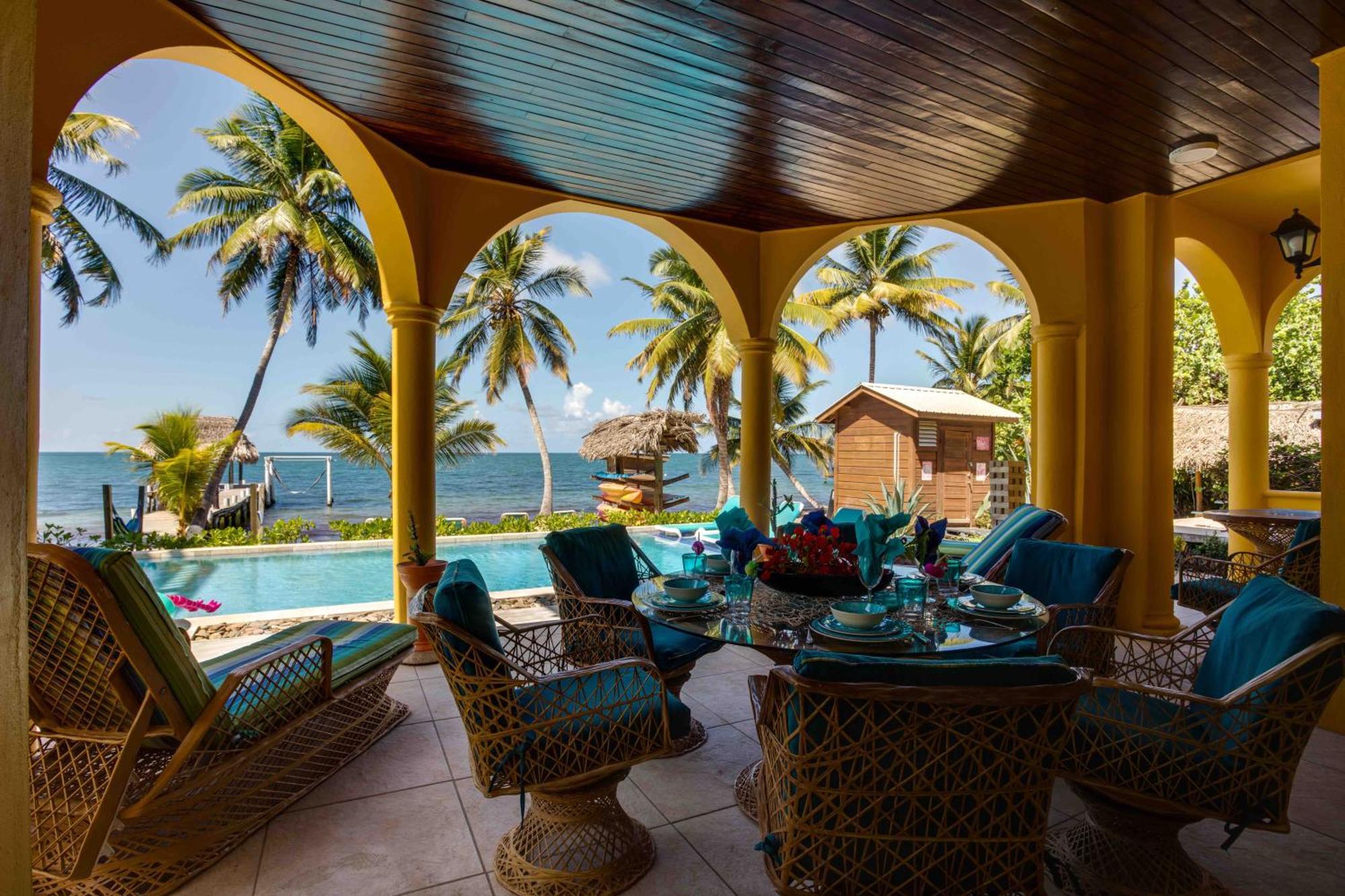 هوبكنز Blue Parrot Beach House And Villas المظهر الخارجي الصورة