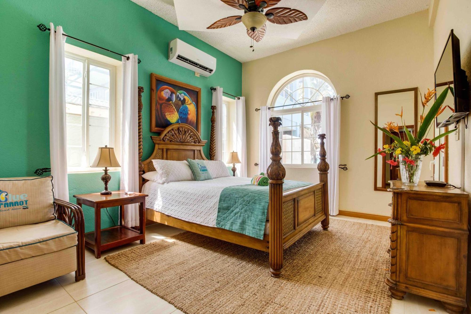 هوبكنز Blue Parrot Beach House And Villas المظهر الخارجي الصورة